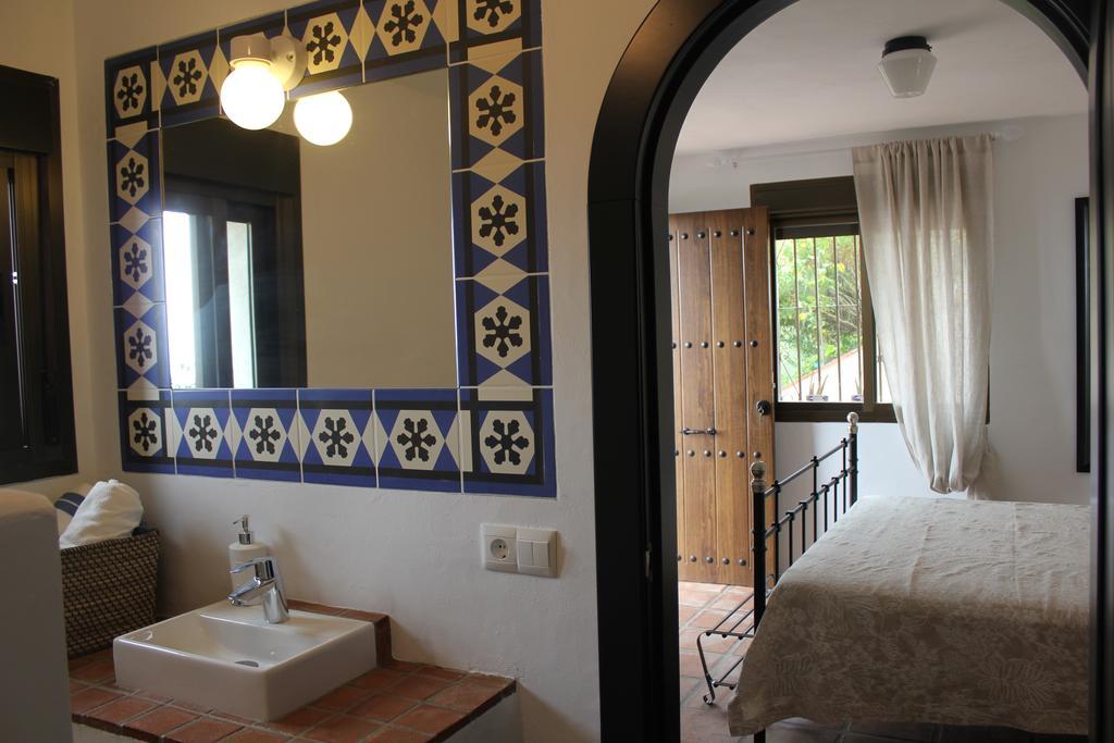 El Nispero Dulce Bed and Breakfast Alcaucín Εξωτερικό φωτογραφία