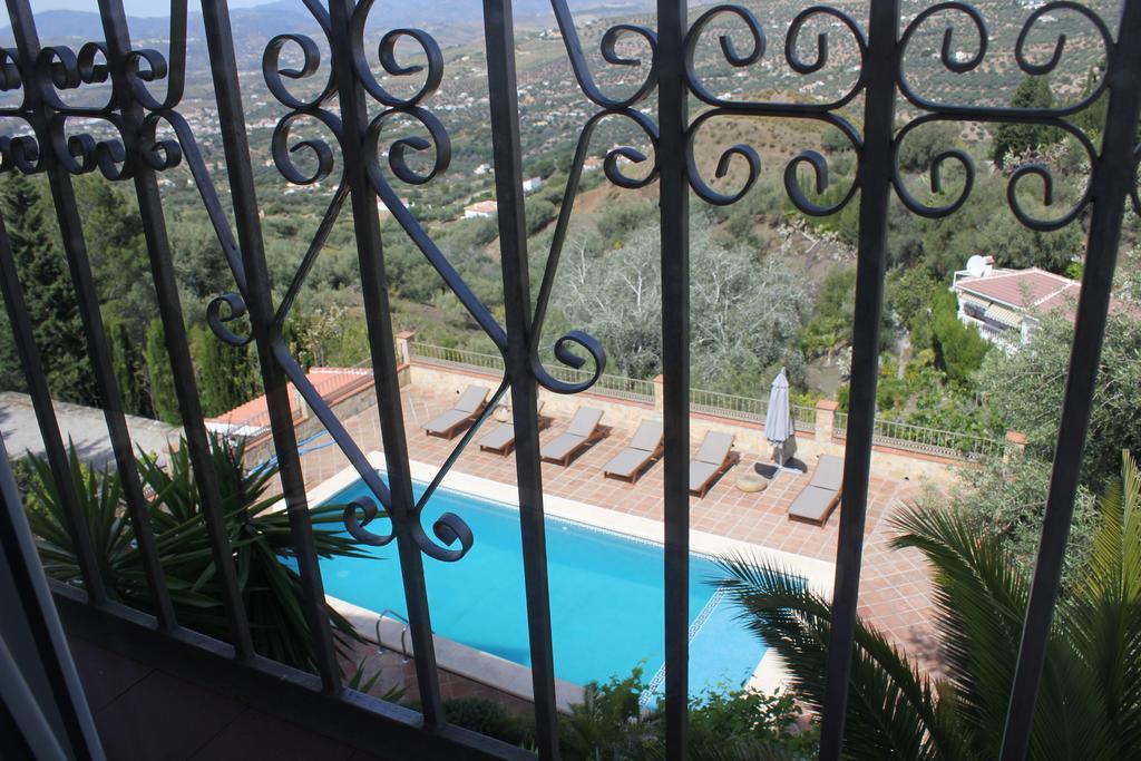 El Nispero Dulce Bed and Breakfast Alcaucín Εξωτερικό φωτογραφία